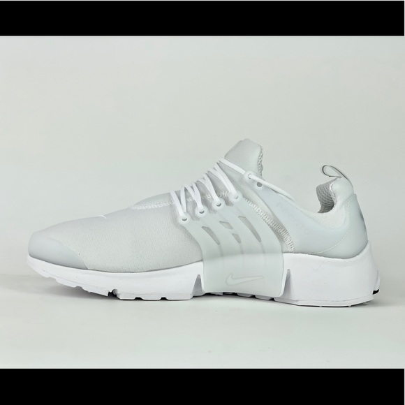 Nike Air Presto Essential Running Shoe - Picture 6 of 8